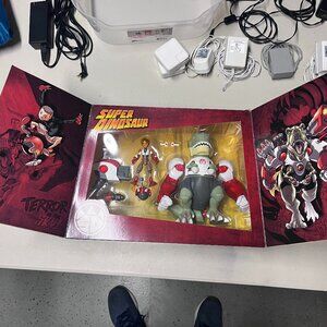 Super Dinosaur 2019 SDCC collector figure NEW IN BOX